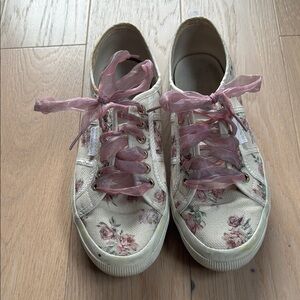 LoveShackFancy x Superga size 10